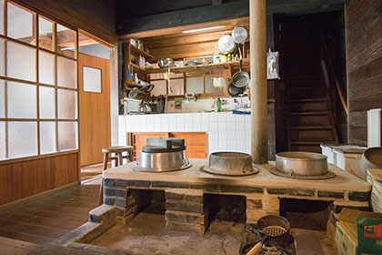 Kitchen with old rice cooker stove