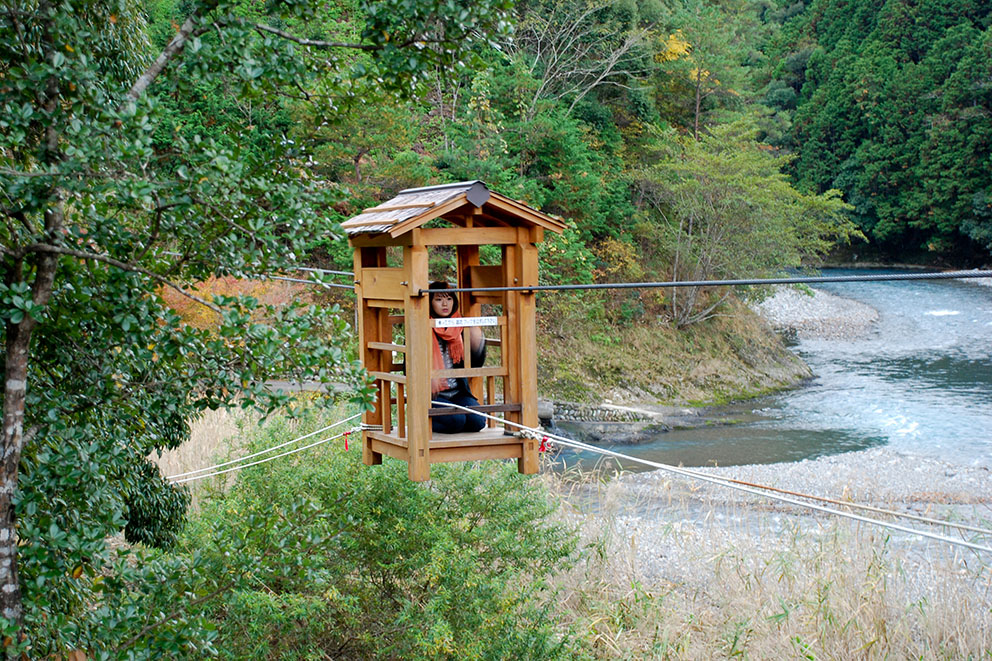 Human powered bridge