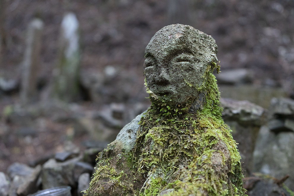 Ojizo statue