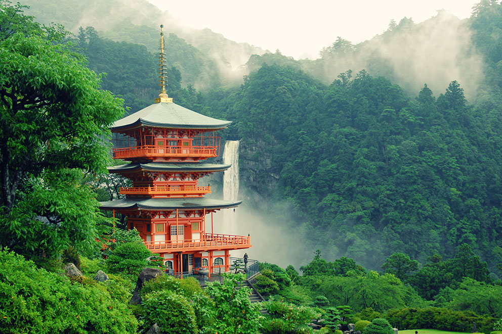 Nachi Falls