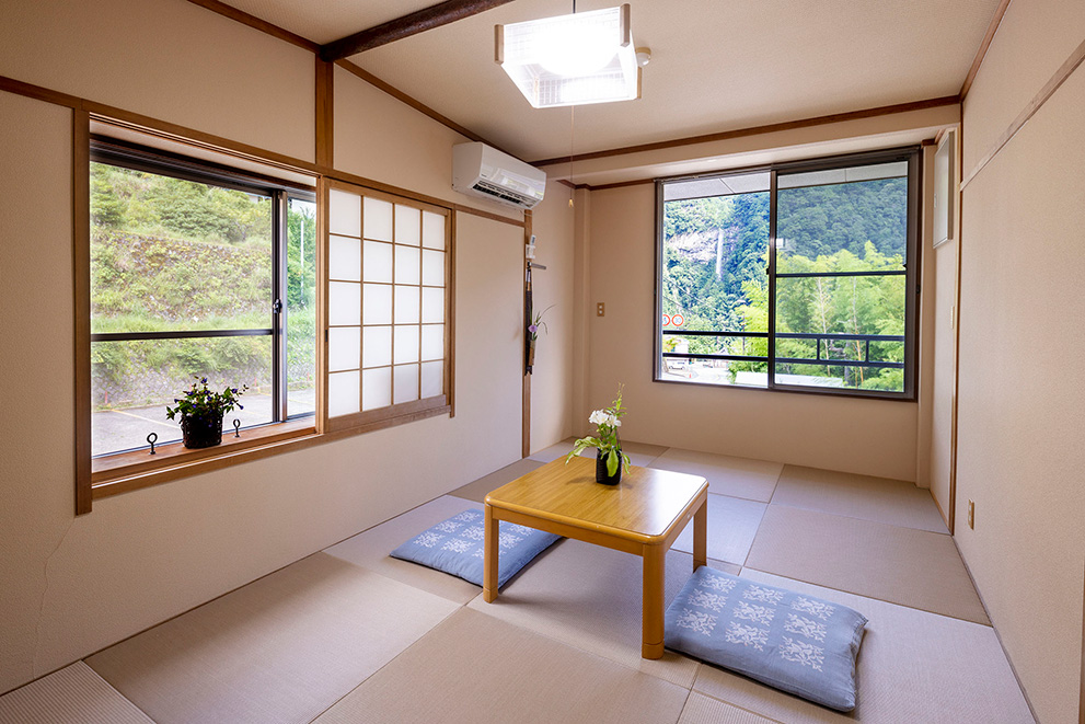 Sample Guestroom 7.5 tatami