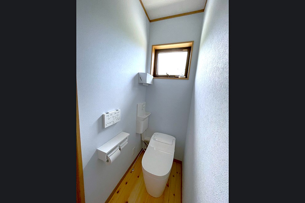 Toilet