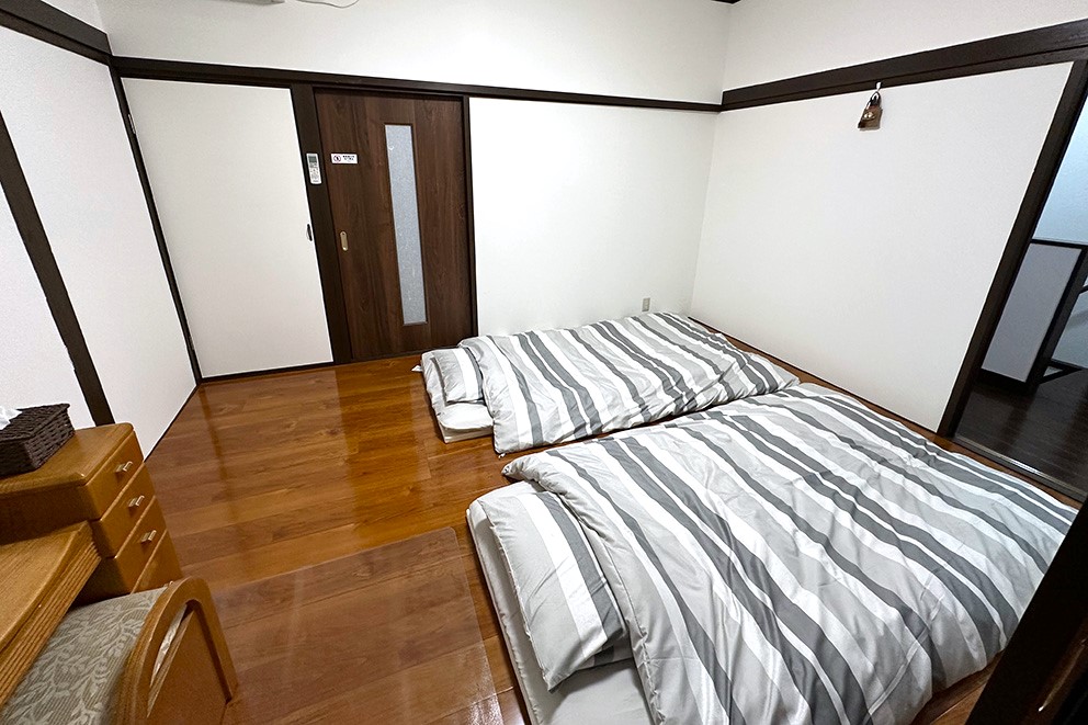 Ume-no-ma guest room