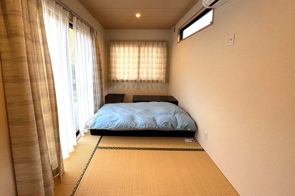 Sample guestroom (house)