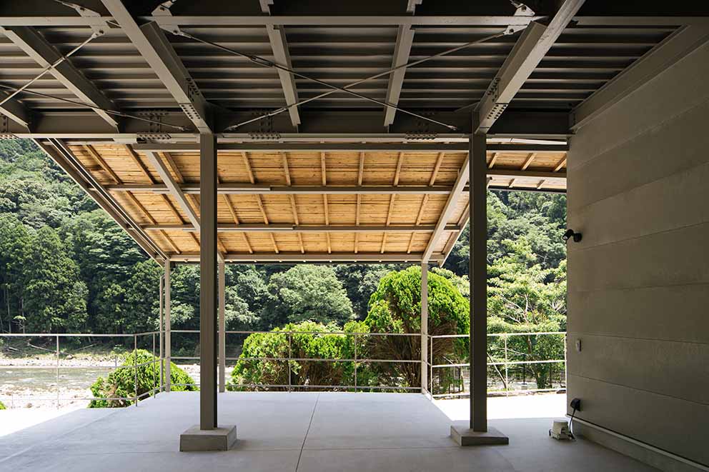 Deck