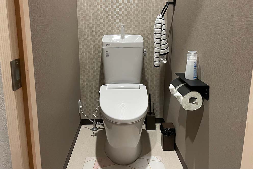 Toilet