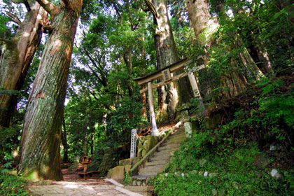 Tsugizakura-oji shrine