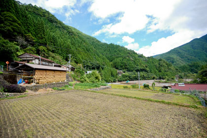 Scenery in front of Minshuku Mandokoro