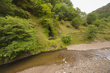 旅館前川原樋川