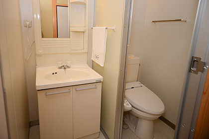 Guestroom toilet