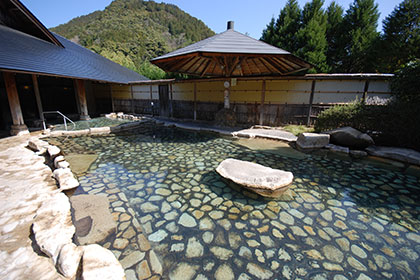 Large outdoor baths