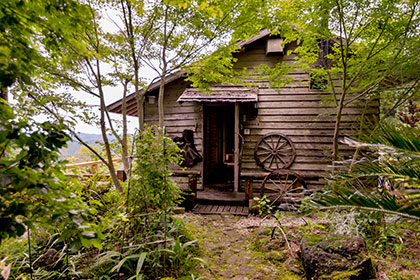 Cottage entrance