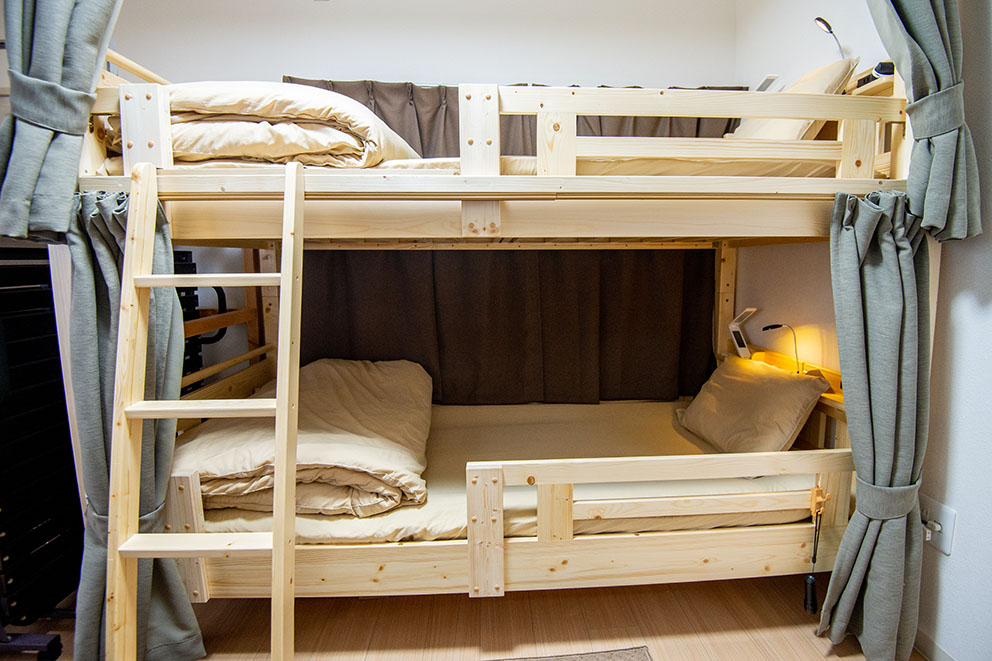 bunk bed guest room