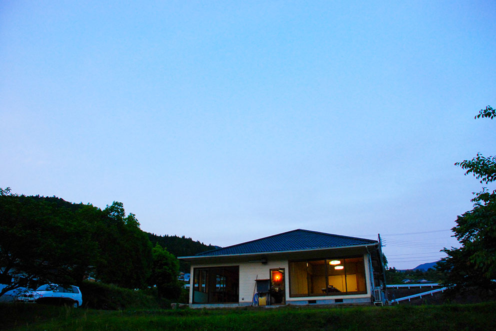 Minshuku Chikatsuyu in the evening light