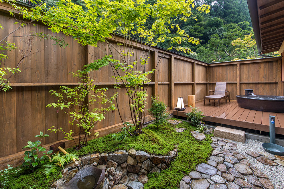 Garden and ensuite outdoor onsen bath