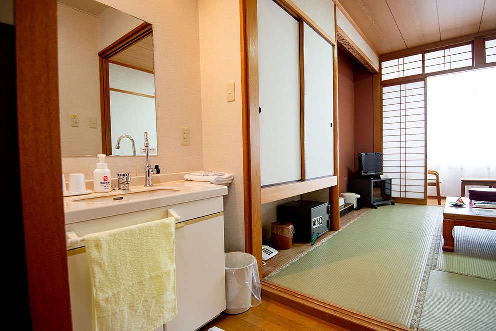 Sample Japanese style guestroom