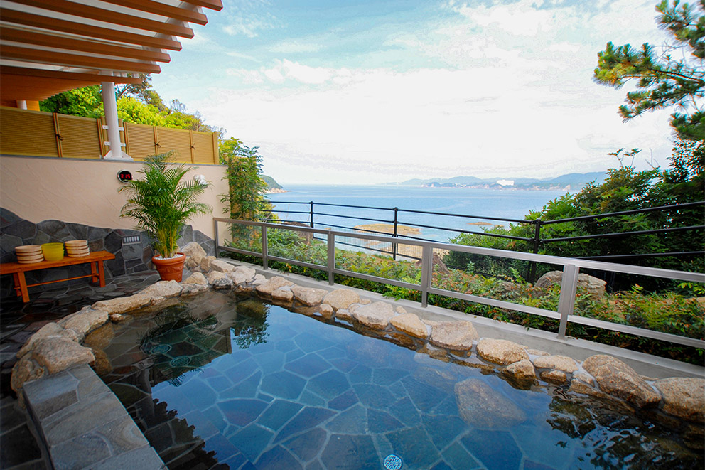 Outdoor hot spring bath