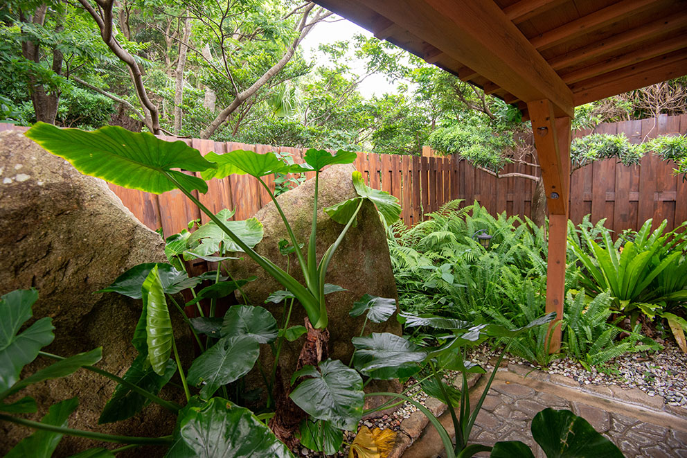 Outdoor bath