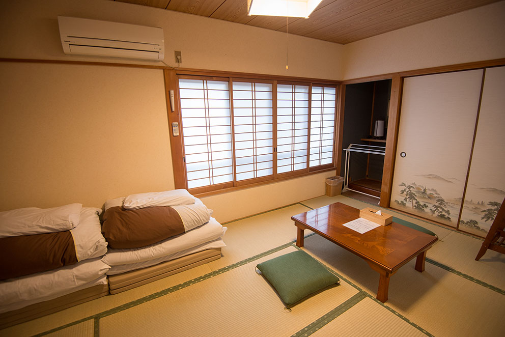 Sample private Japanese guestroom